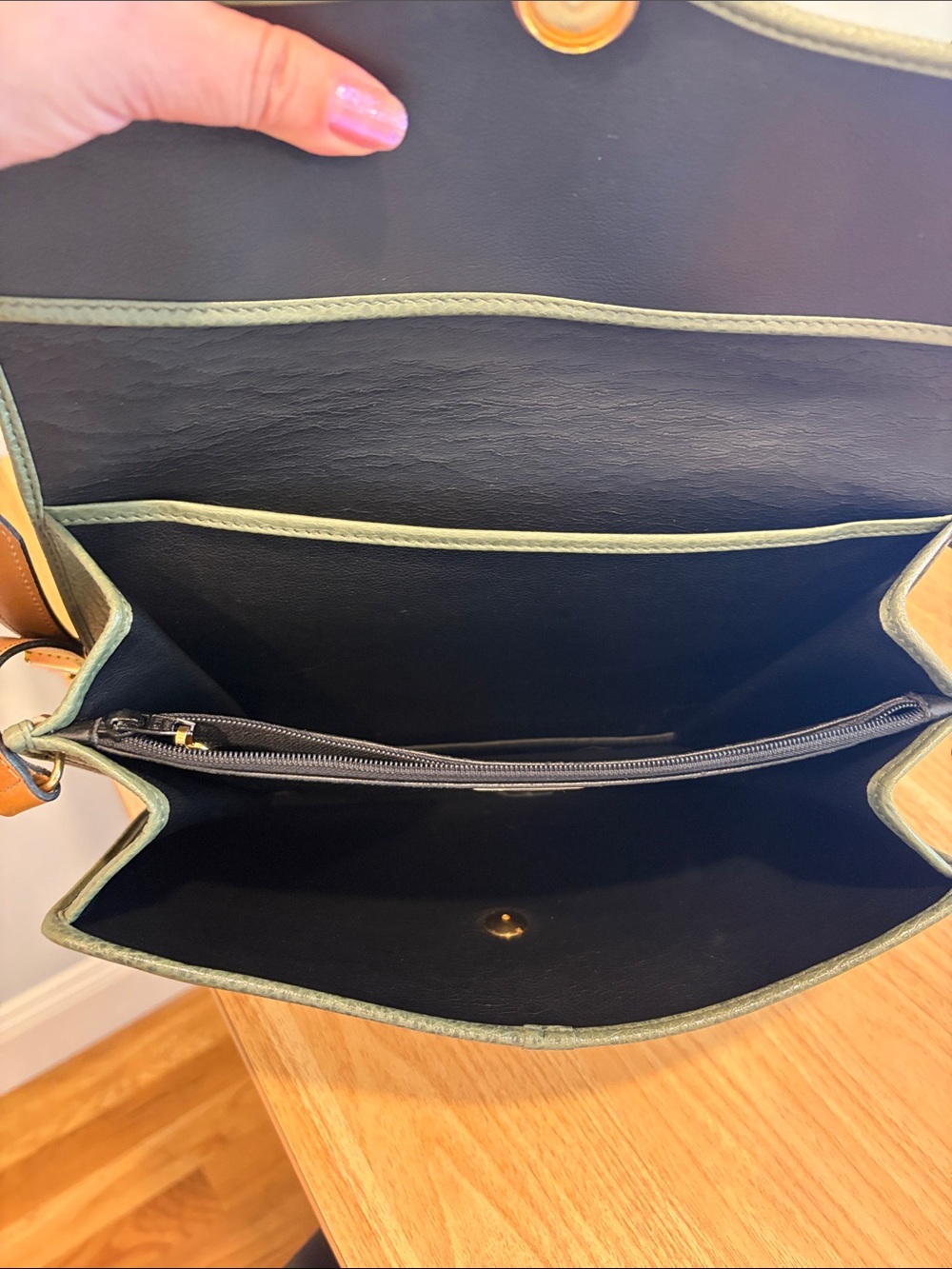 Pre-loved Vintage Christian Dior Leather Shoulder bag - Picture 10 of 13